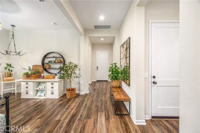 11145 Fourleaf Court, Corona, CA 92883