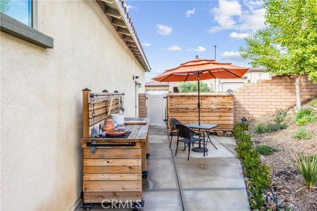 11145 Fourleaf Court, Corona, CA 92883