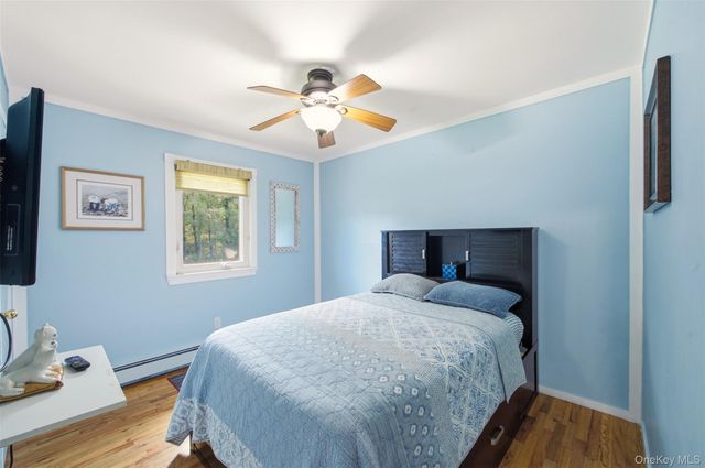 7 Tupelo Street, Manorville, NY 11949
