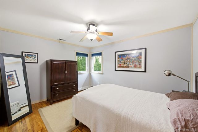 7 Tupelo Street, Manorville, NY 11949