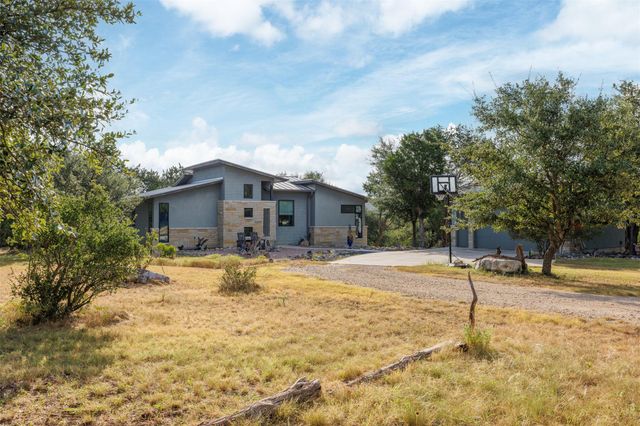 102 Leach LN, Wimberley, TX 78676