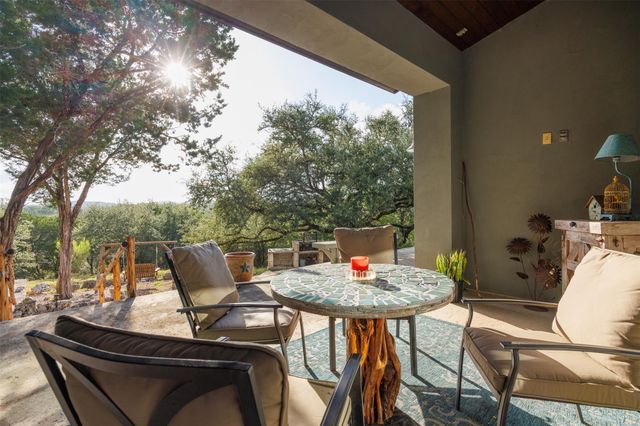 102 Leach LN, Wimberley, TX 78676