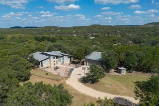 102 Leach LN, Wimberley, TX 78676