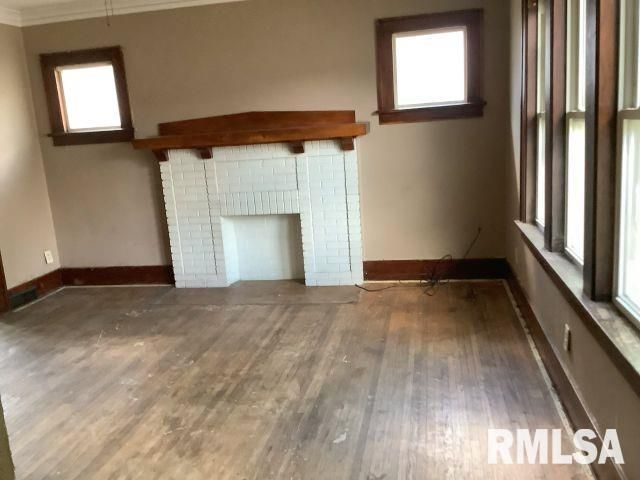 818 NE MADISON Avenue, Peoria, IL 61603