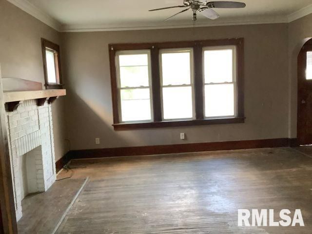 818 NE MADISON Avenue, Peoria, IL 61603