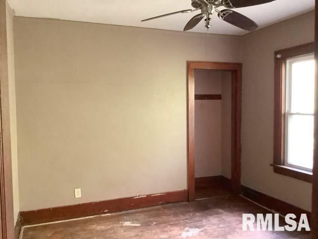 818 NE MADISON Avenue, Peoria, IL 61603