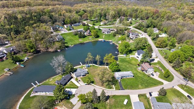 11640 Cedar Court, Jerome, MI 49249