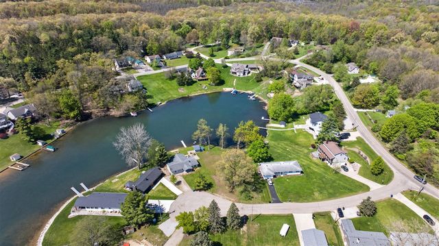 11640 Cedar Court, Jerome, MI 49249