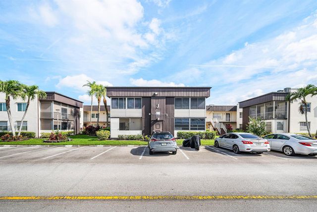 447 Burgundy J, Delray Beach, FL 33484