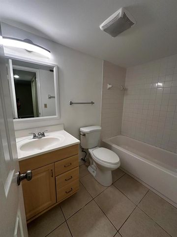 321 Olivewood Place 121, Boca Raton, FL 33431