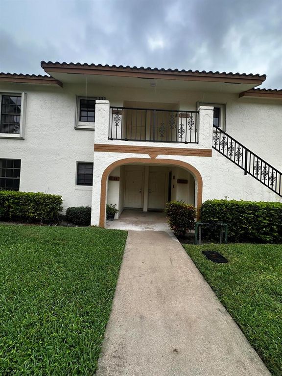 321 Olivewood Place 121, Boca Raton, FL 33431