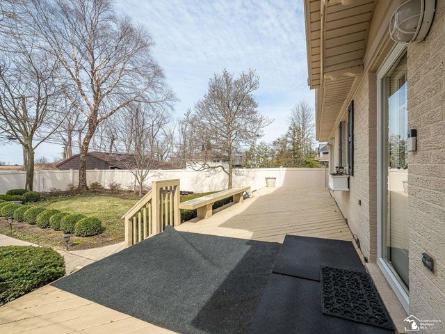 12710 N Lakeshore Drive, La Salle Twp, MI 48145