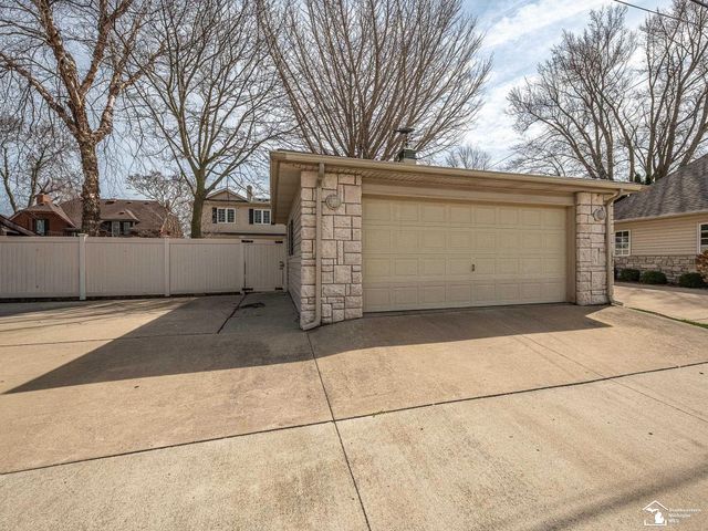 12710 N Lakeshore Drive, La Salle Twp, MI 48145