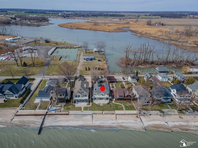 12710 N Lakeshore Drive, La Salle Twp, MI 48145