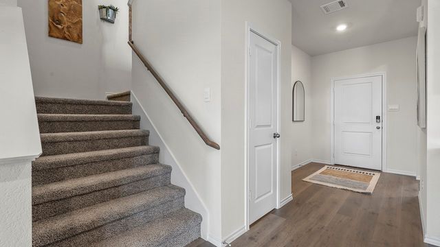 207 Van Horn Drive, Terrell, TX 75160