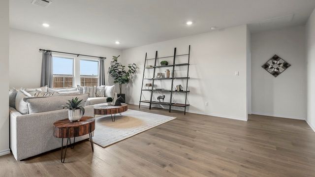 207 Van Horn Drive, Terrell, TX 75160