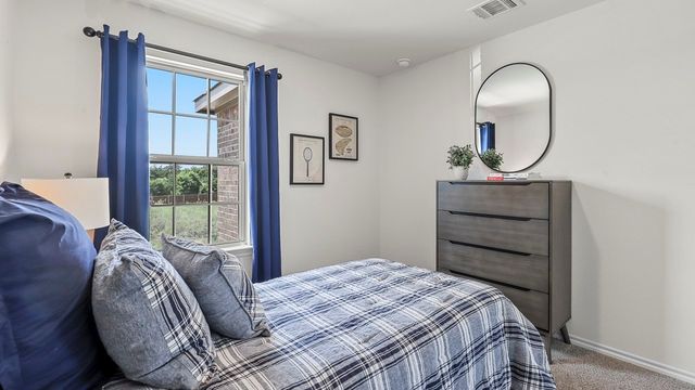 207 Van Horn Drive, Terrell, TX 75160