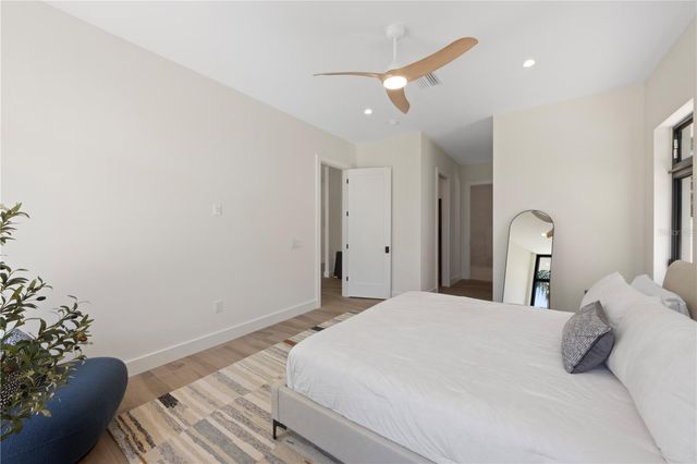 1544 3RD AVENUE W, Bradenton, FL 34205