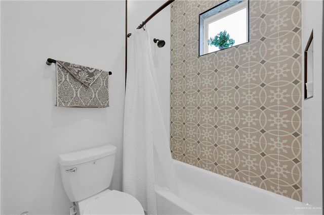 800 Grambling Avenue, Mcallen, TX 78504