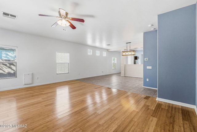 539 W Calle Sombra Linda, Sahuarita, AZ 85629