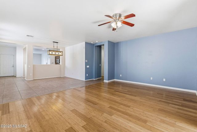 539 W Calle Sombra Linda, Sahuarita, AZ 85629