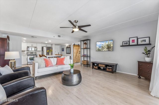 7950 E CAMELBACK Road 704, Scottsdale, AZ 85251