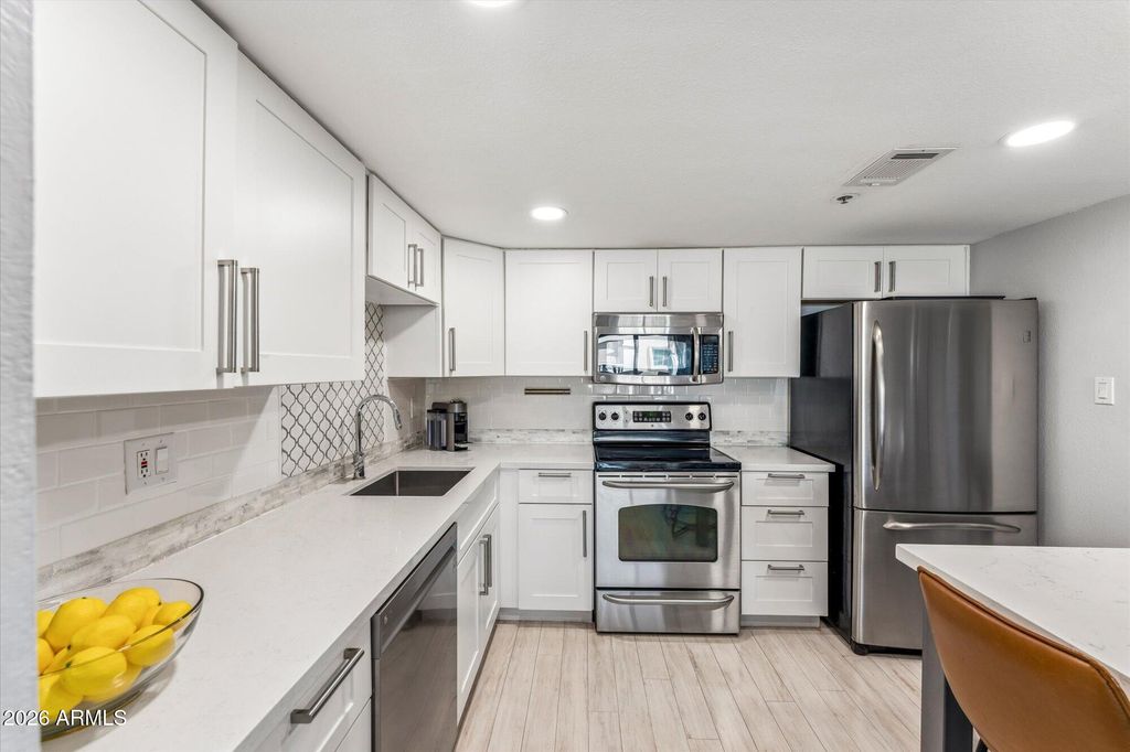 7950 E CAMELBACK Road 704, Scottsdale, AZ 85251 — photo 2