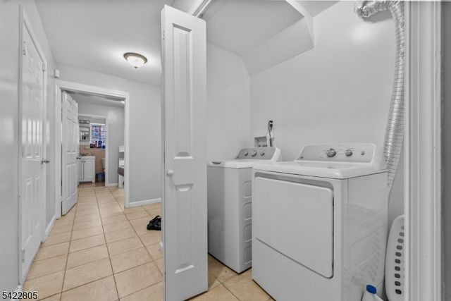 128 Leslie St, Newark City, NJ 07112