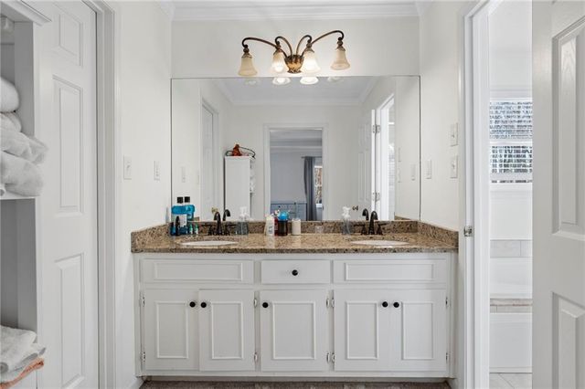 1498 Summer Hollow Trail, Lawrenceville, GA 30043