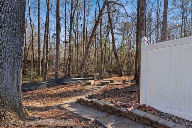 1498 Summer Hollow Trail, Lawrenceville, GA 30043