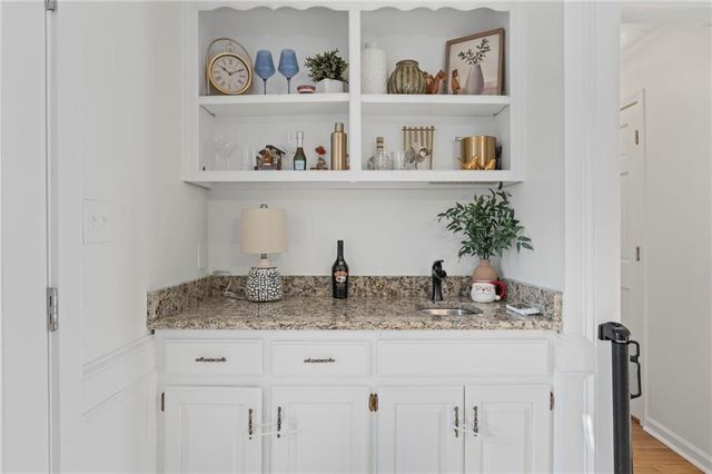 1498 Summer Hollow Trail, Lawrenceville, GA 30043