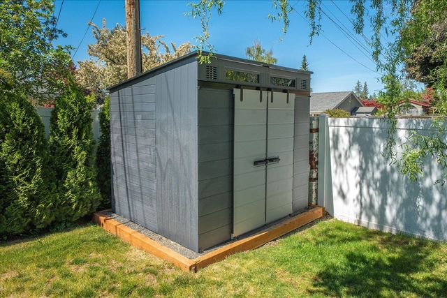 4206 S Pittsburg St, Spokane, WA 99203