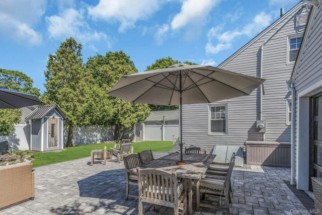 2544 Yorktown Street, Oceanside, NY 11572
