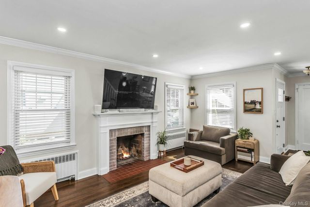 2544 Yorktown Street, Oceanside, NY 11572