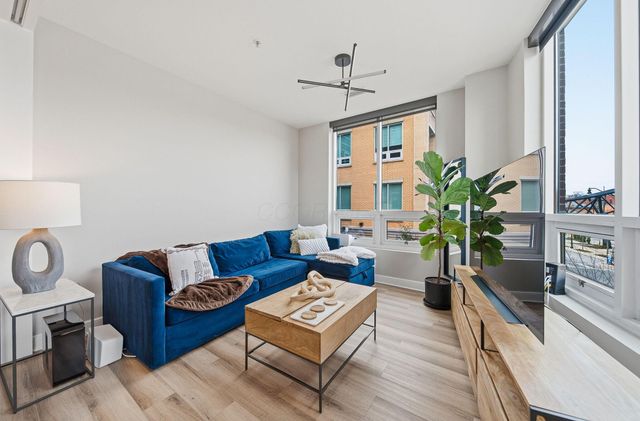 1145 N High Street, 202, Columbus, OH 43201