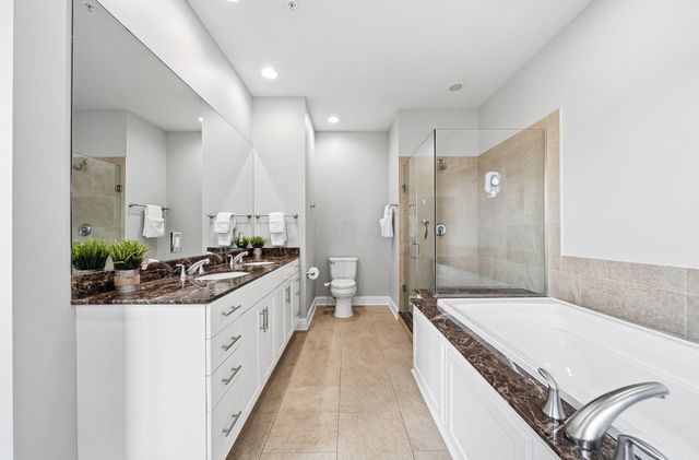 1145 N High Street, 202, Columbus, OH 43201