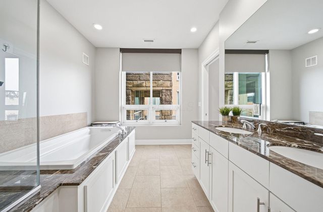 1145 N High Street, 202, Columbus, OH 43201