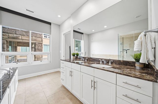 1145 N High Street, 202, Columbus, OH 43201