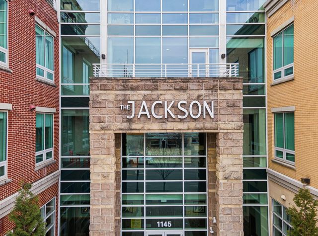 1145 N High Street, 202, Columbus, OH 43201