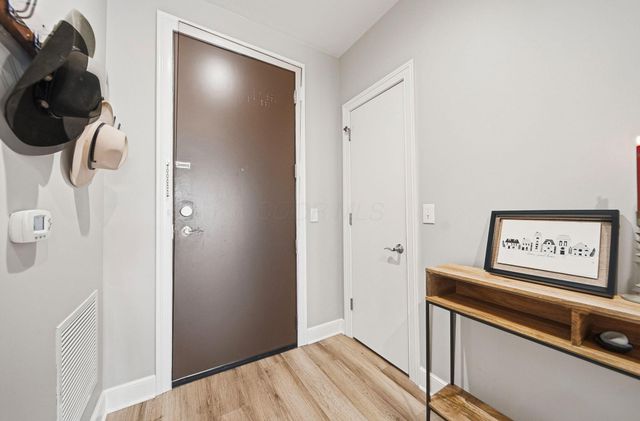 1145 N High Street, 202, Columbus, OH 43201