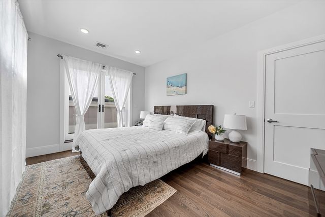 10 Sydney St 7, Boston, MA 02125