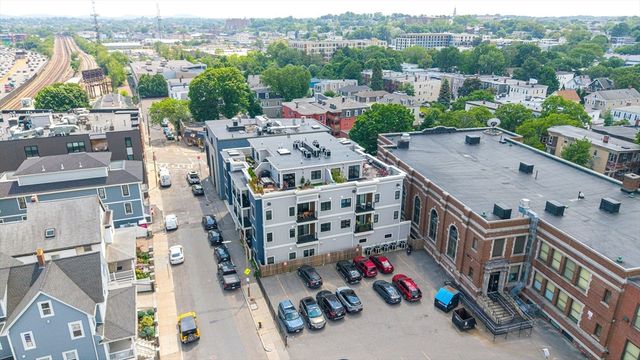 10 Sydney St 7, Boston, MA 02125