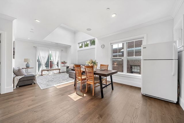 10 Sydney St 7, Boston, MA 02125