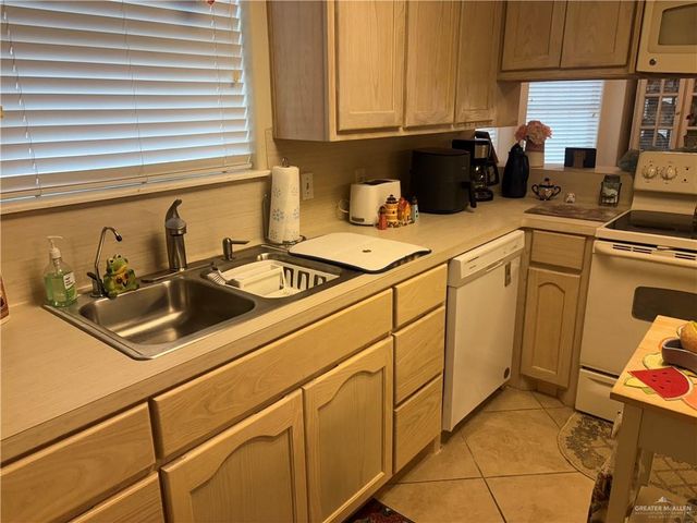 7412 Golf Drive, Mission, TX 78572