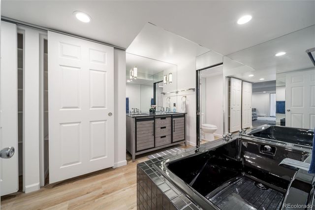 7000 E Quincy Avenue 102, Denver, CO 80237