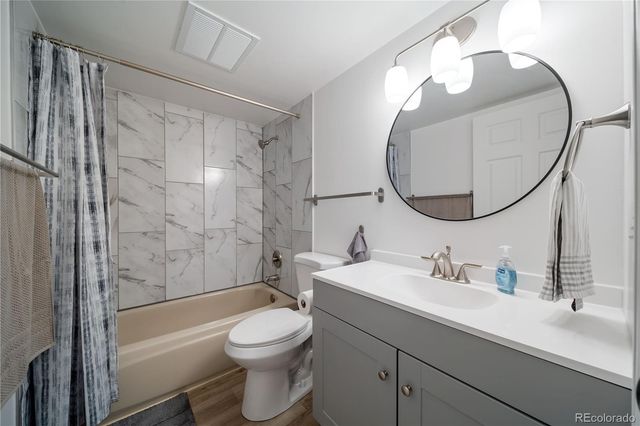 7000 E Quincy Avenue 102, Denver, CO 80237