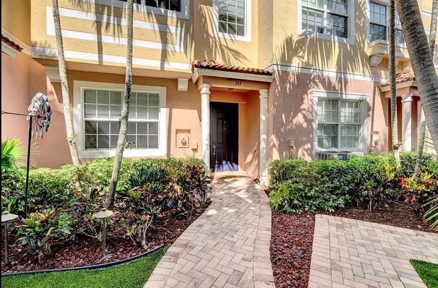 133 Harbors Way, Boynton Beach, FL 33435