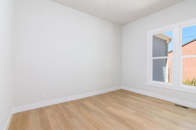 7284 W Point Ave, La Mesa, CA 91942