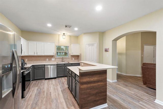 118 Pin Oak Lane, Hempstead, TX 77445