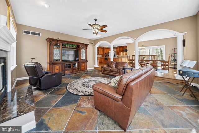 200 FULLING DR, Chadds Ford, PA 19317